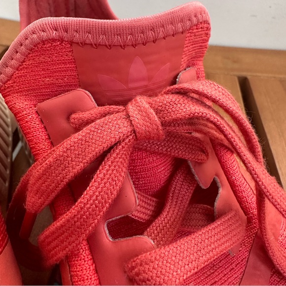 Red Adidas Women's NMD R1 Runner Nomad Trace - Picture 10 of 11